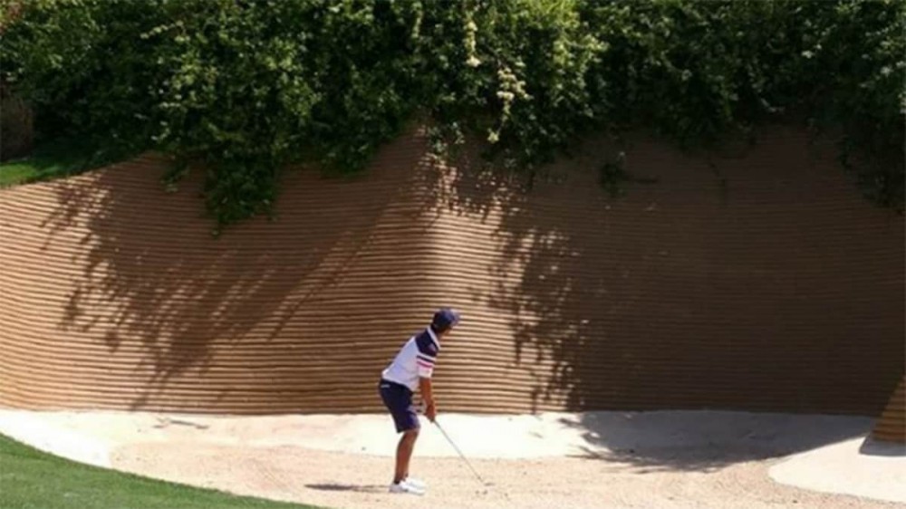 Check out this insane bunker at the Indian Open